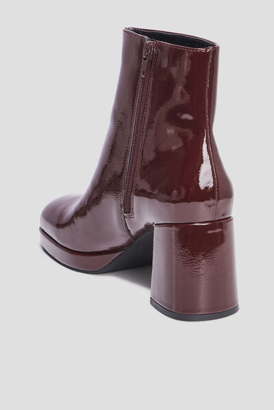 Bottines plateformes vernies à talons bordeaux femme