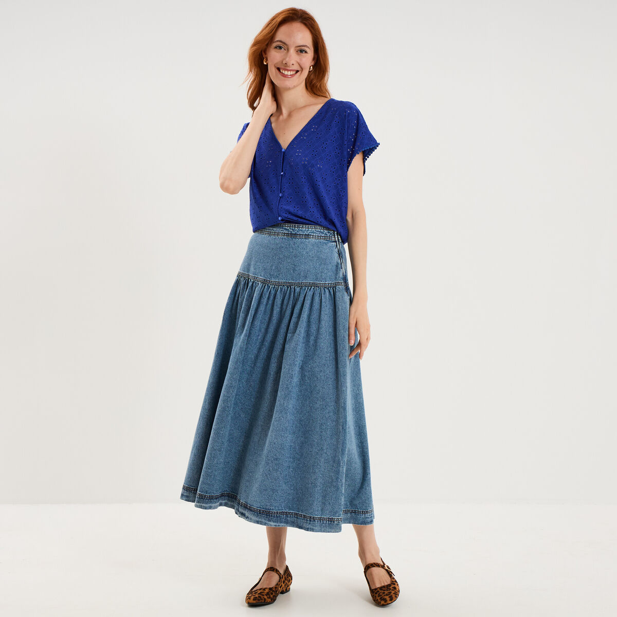 T-shirt dentelle avec boutons bleu electrique femme