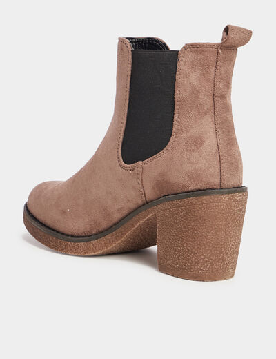 Bottines chelsea &agrave; talons aspect su&eacute;dine taupe femme