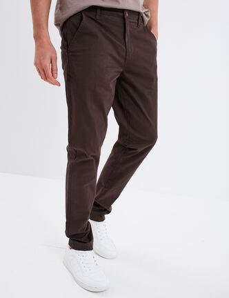 Pantalon chino droit stretch marron foncé homme