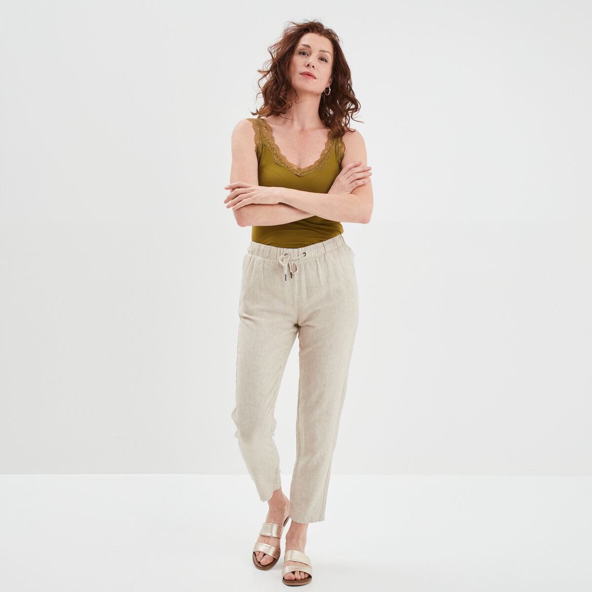 Pantalon droit fluide en mélange de lin beige femme