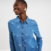 Chemise en jean brod&eacute;e bleu femme