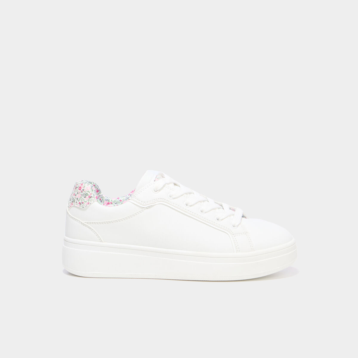 Baskets basses &agrave; lacets blanc femme