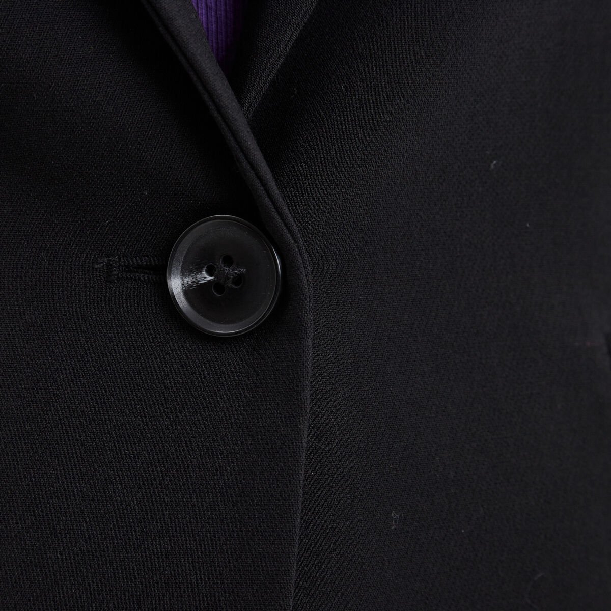 Veste droite boutonnée manches longues noir femme