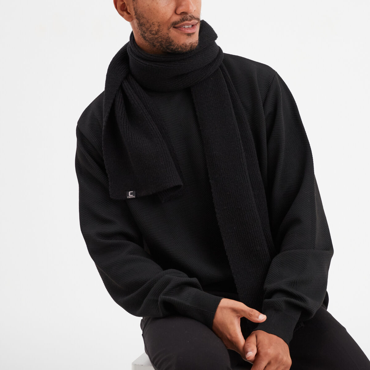 &Eacute;charpe tricot&eacute;e noir homme