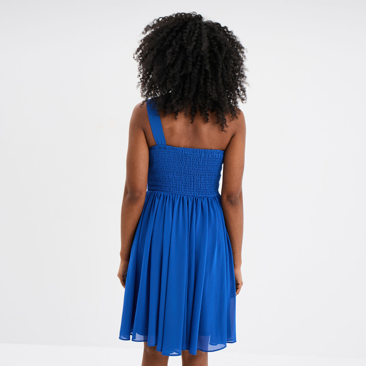 Robe courte asymétrique plissée bleu roi femme