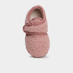 Chaussons effet bouclette rose b&eacute;b&eacute; fille