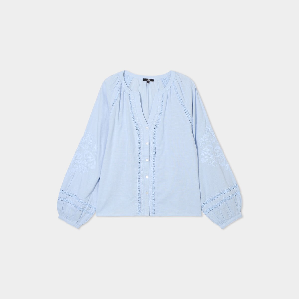 Blouse manches ballons brodées bleu ciel femme