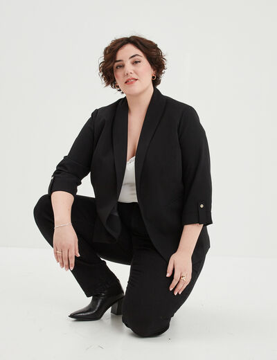 Veste droite manches 3/4 à revers noir femme grande taille