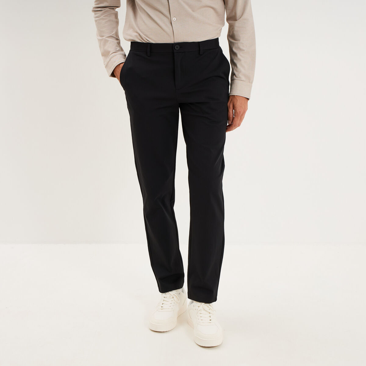 Pantalon chino slim sans repassage noir homme