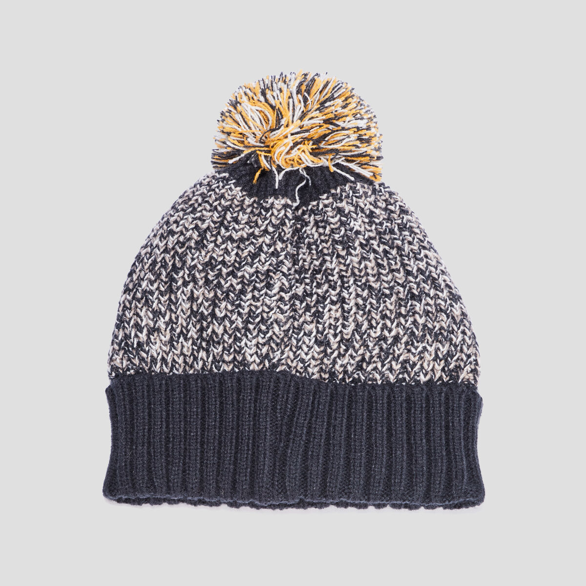 Bonnet tricot&eacute; avec pompon sur le haut jaune moutarde gar&ccedil;on