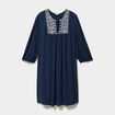 Robe fluide brod&eacute;e manches 3/4 bleu marine femme