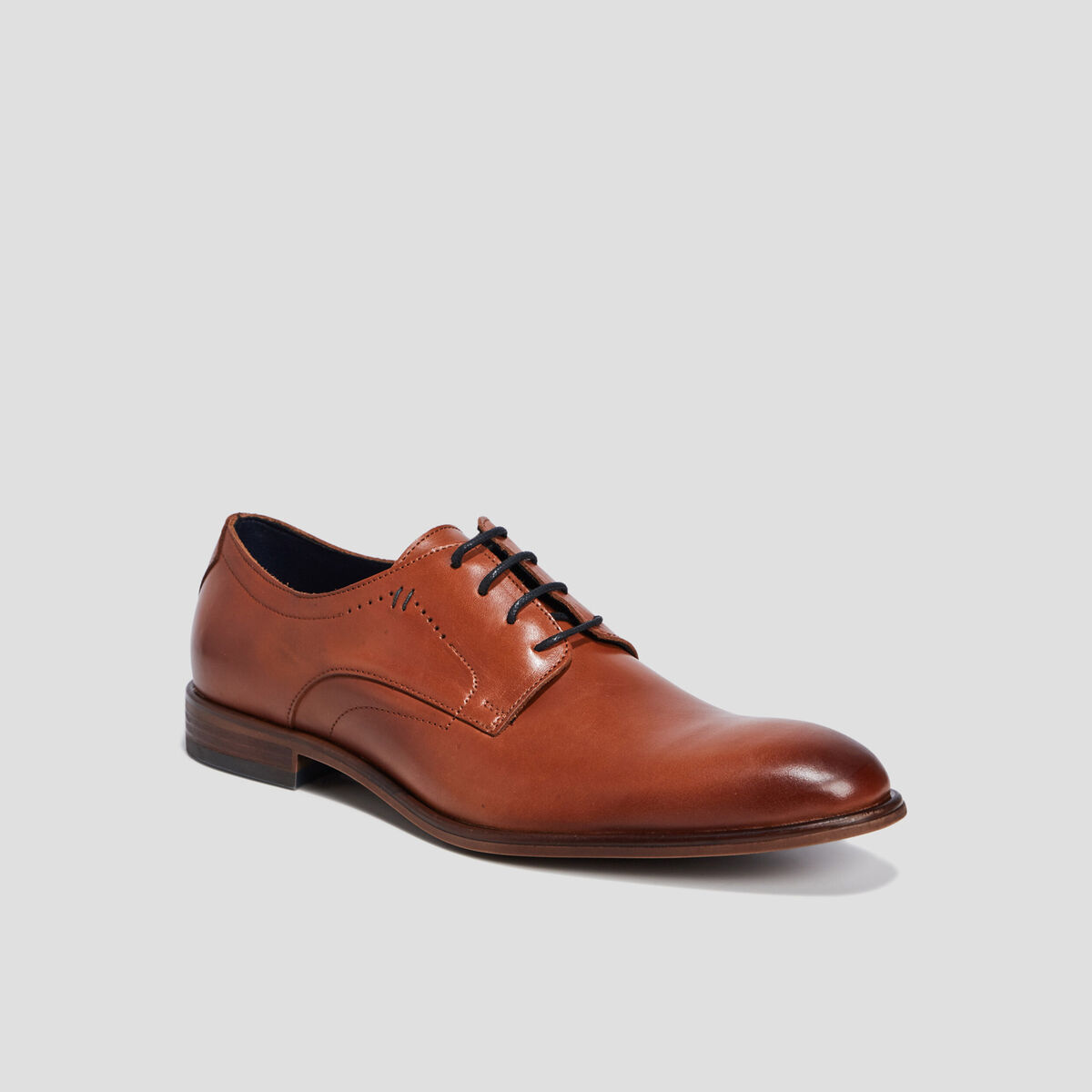 Derbies &agrave; lacets en cuir lisse marron homme