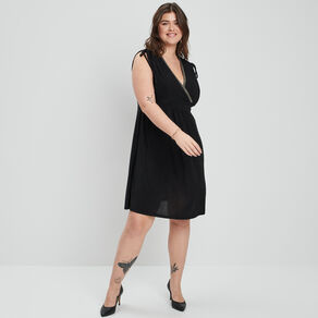 robe evasee fluide col cache coeur noir femmegt Robe évasée fluide col cache-coeur noir femme grande taille
