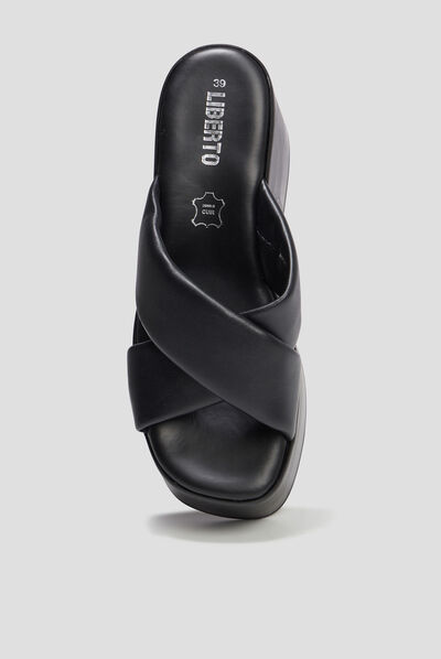 Mules compensées en cuir Liberto noir femme