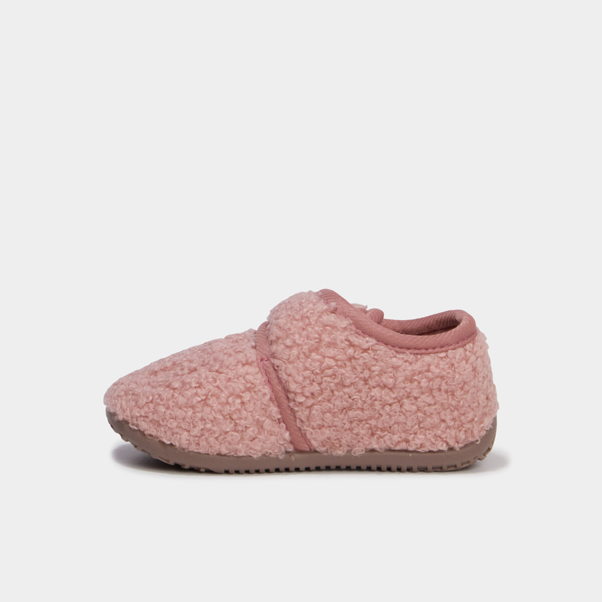 Chaussons effet bouclette rose b&eacute;b&eacute; fille