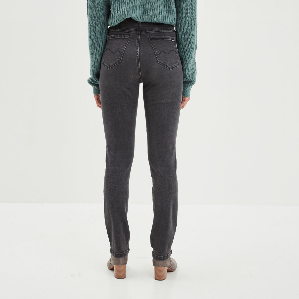 Jeans slim taille haute denim noir femme