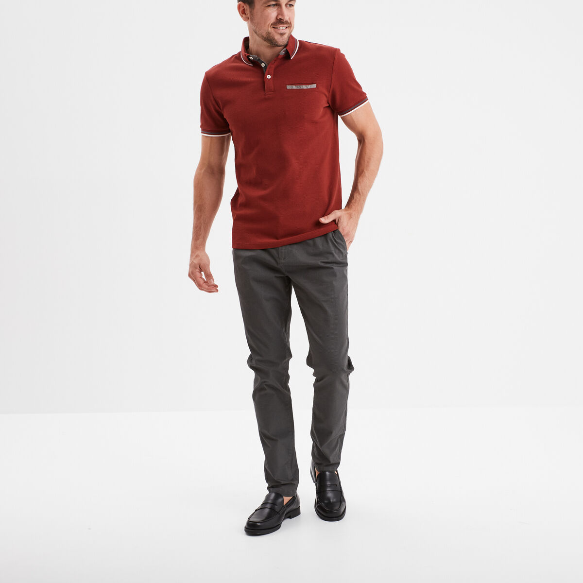 Pantalon chino slim stretch gris foncé homme