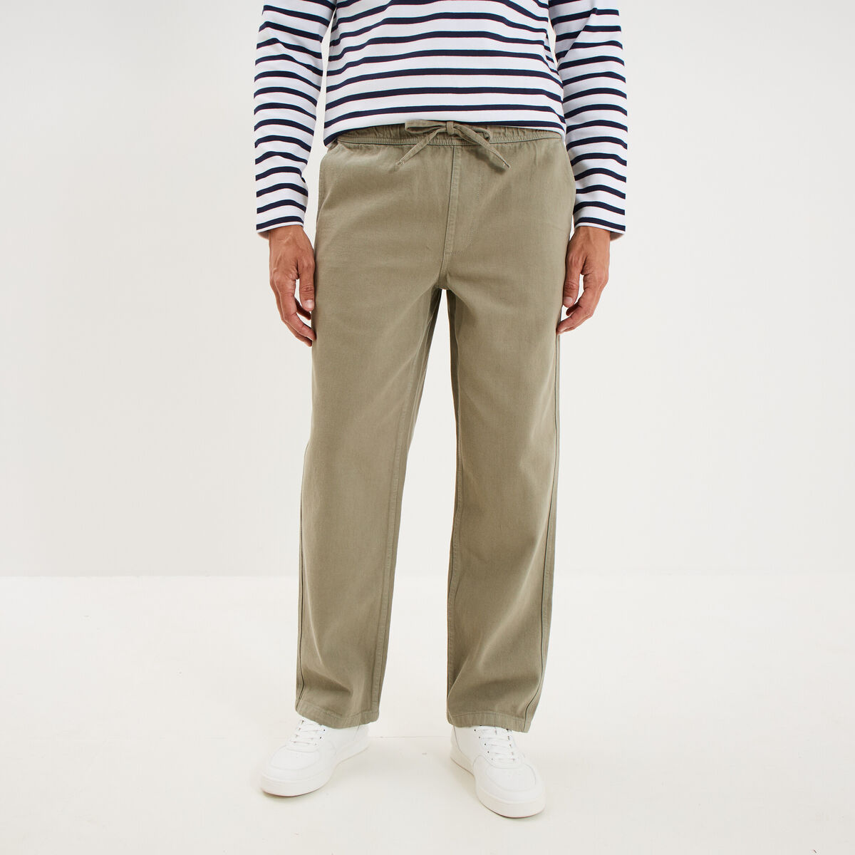 Pantalon chino droit taille &agrave; coulisse vert clair homme