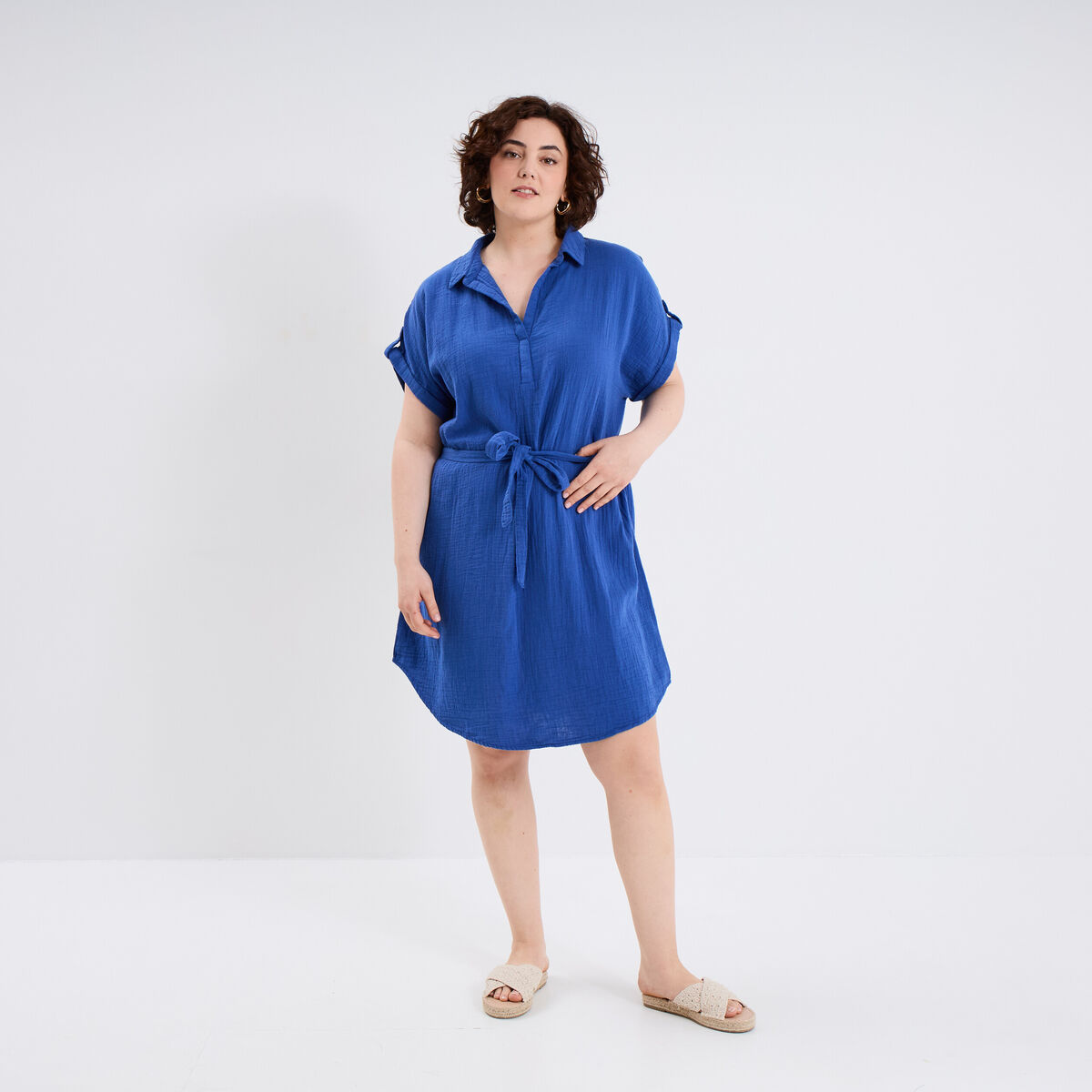 Robe manches courtes en gaze de coton bleu roi femme grande taille