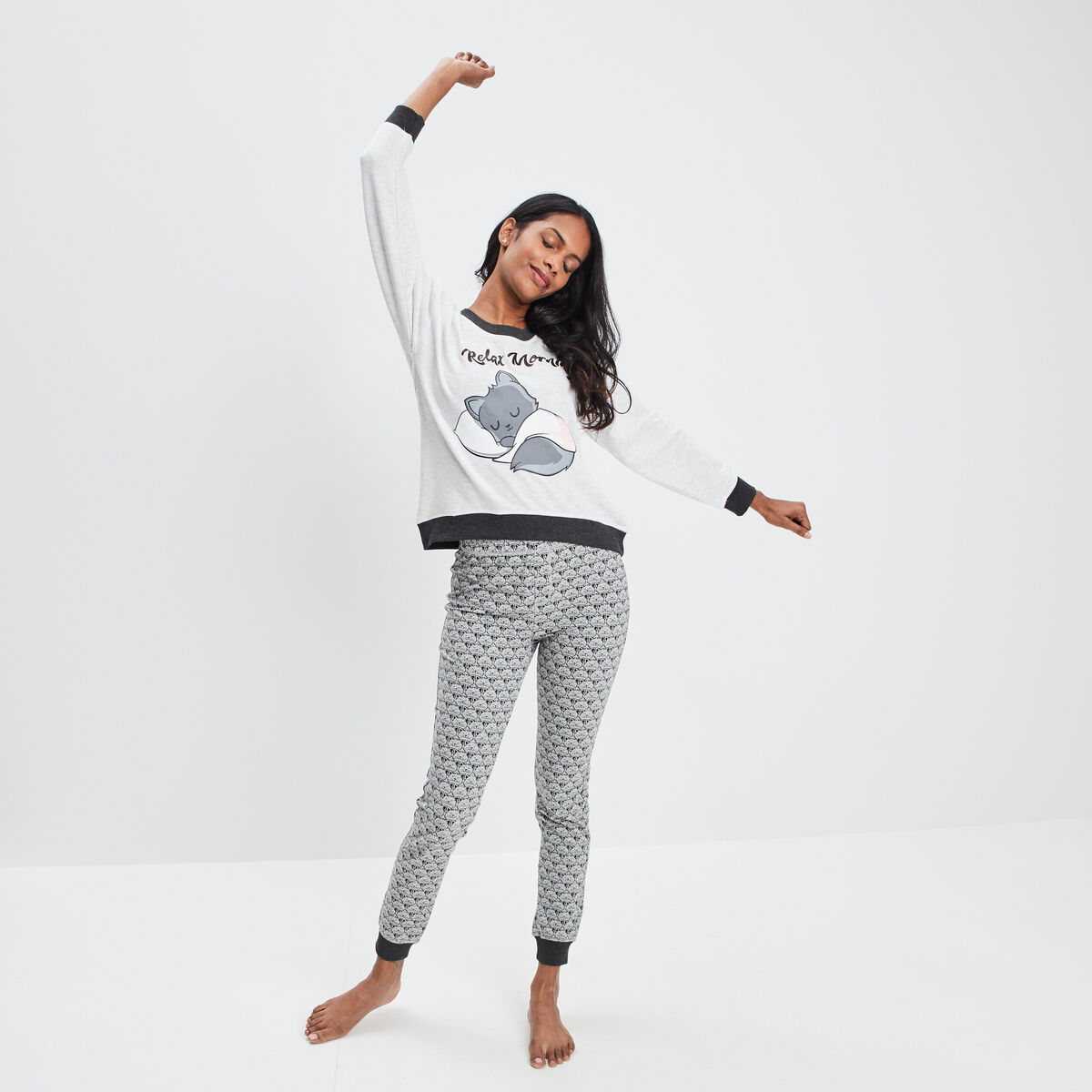 Ensemble pyjama 2 pièces gris clair femme