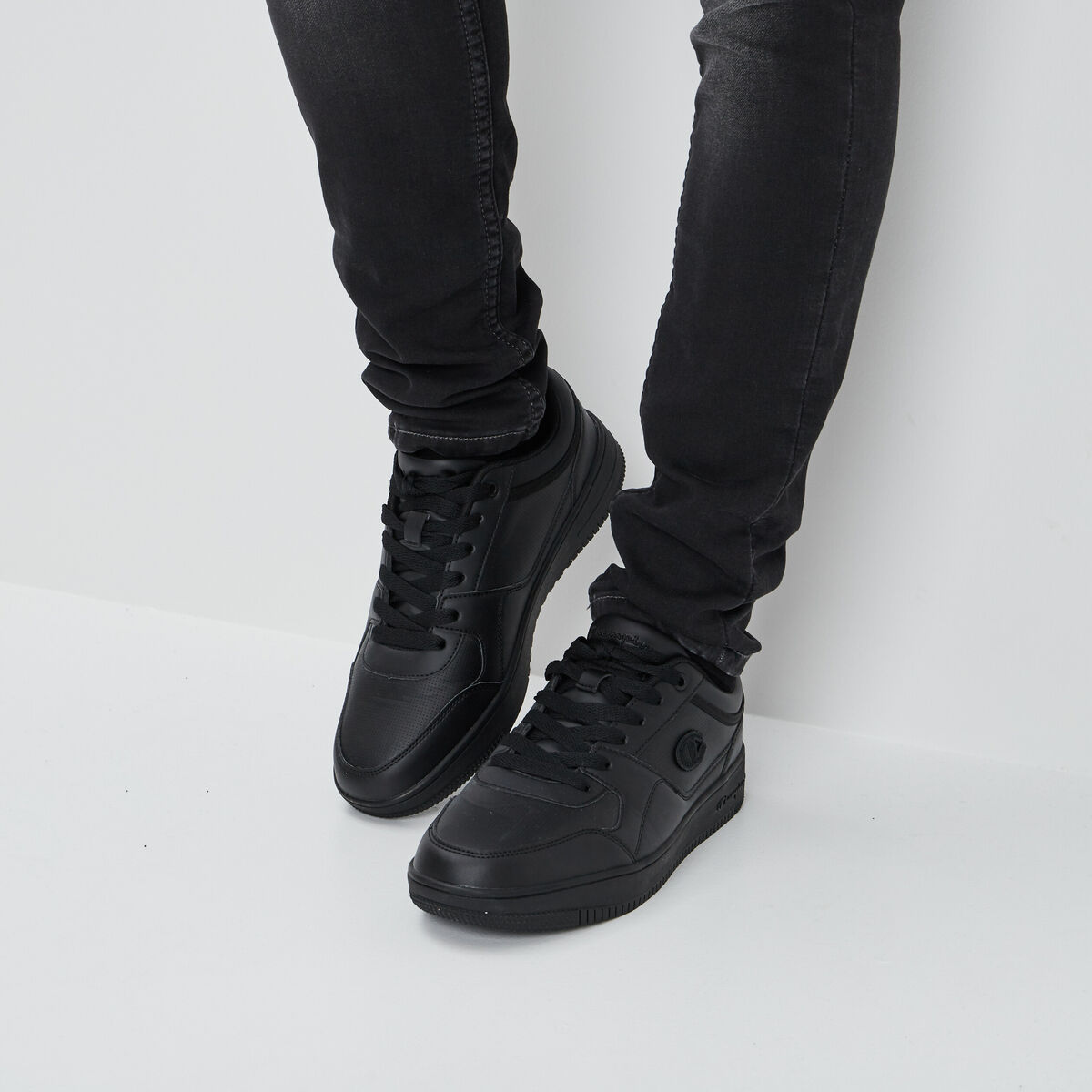 Tennis &agrave; lacets RD18 LOW Champion noir homme