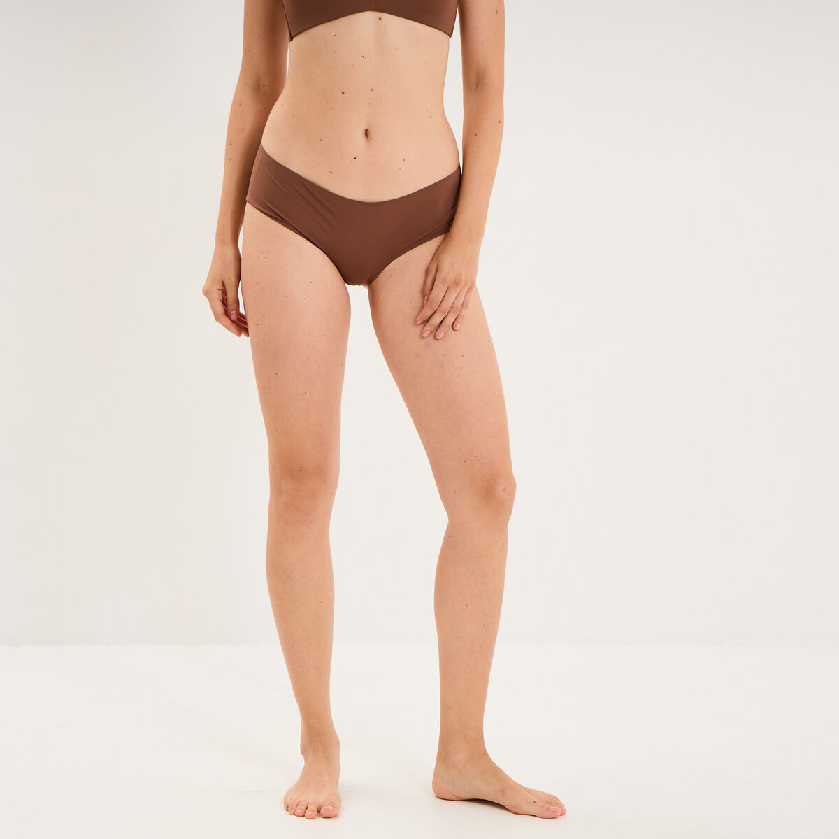 Shorty microfibre sans coutures marron femme