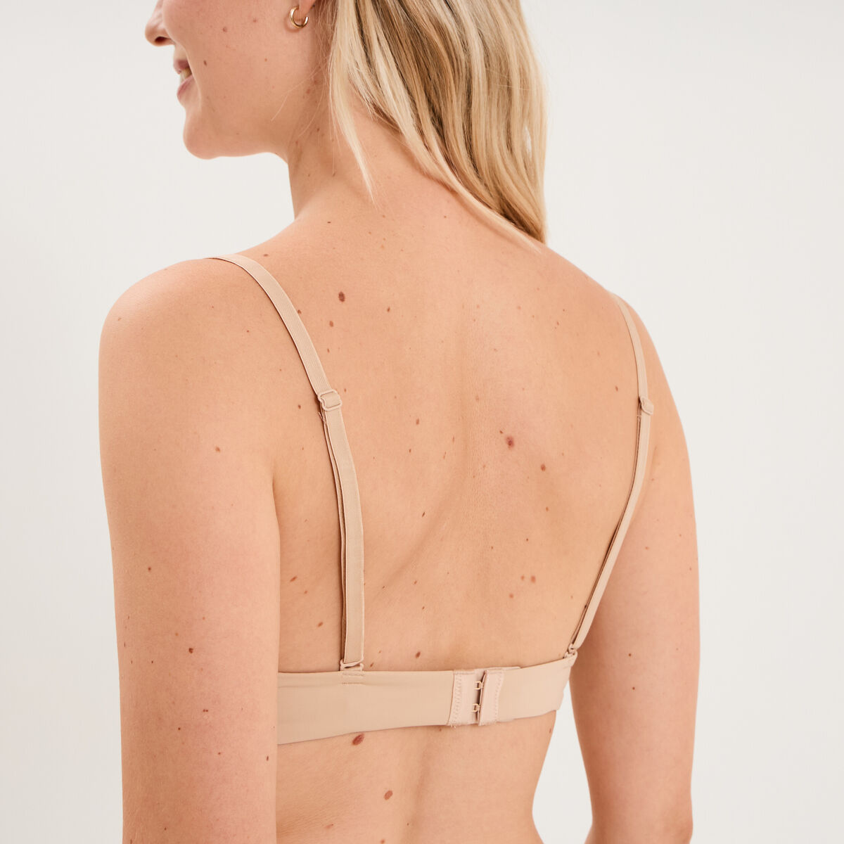Soutien-gorge triangle bretelles fines beige femme
