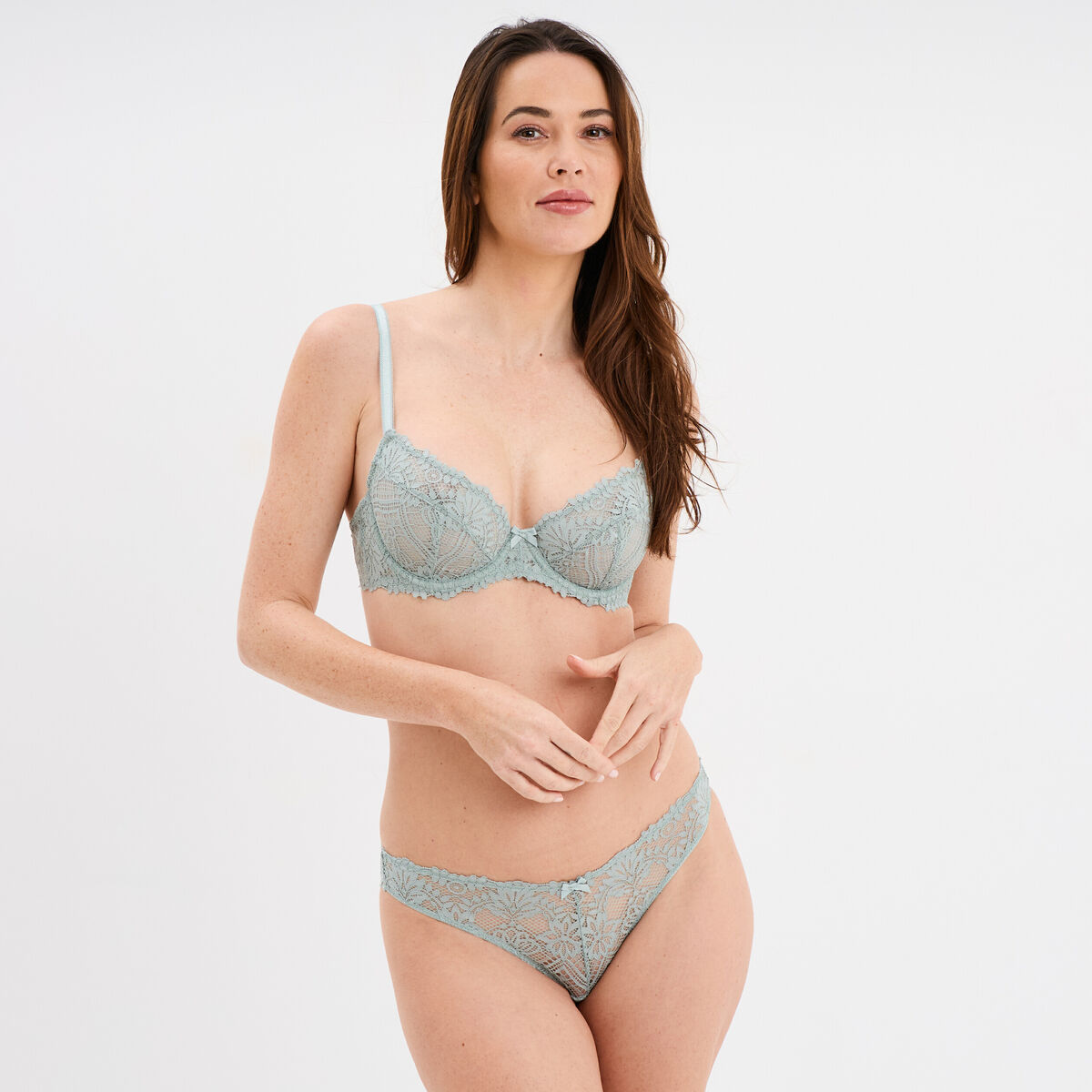 Soutien-gorge embo&icirc;tant dentelle vert clair femme