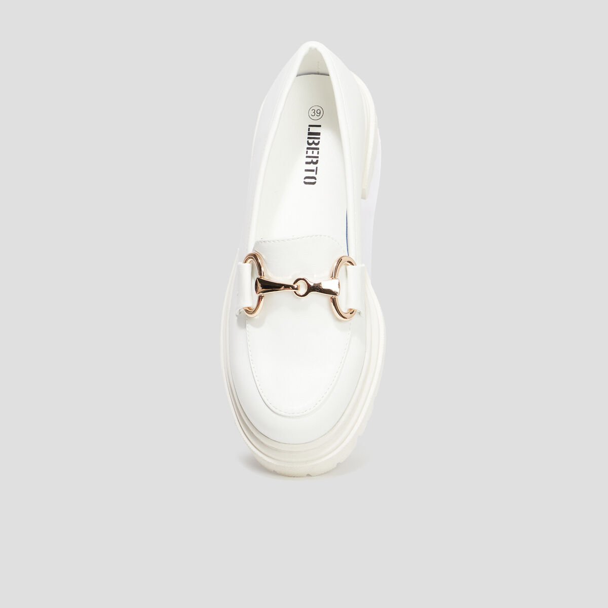 Mocassins crantés détail chaîne Liberto blanc femme