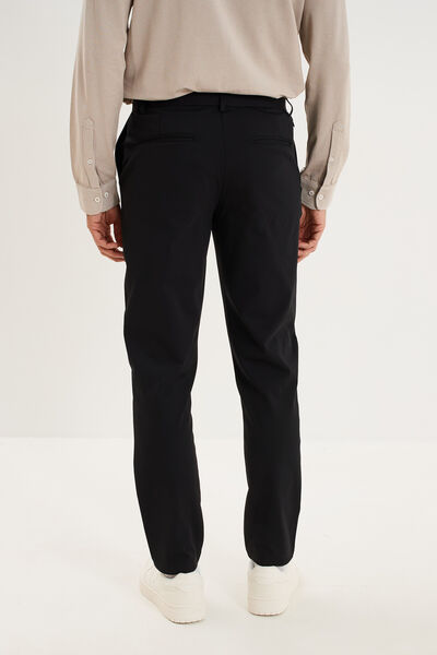 Pantalon chino slim sans repassage noir homme