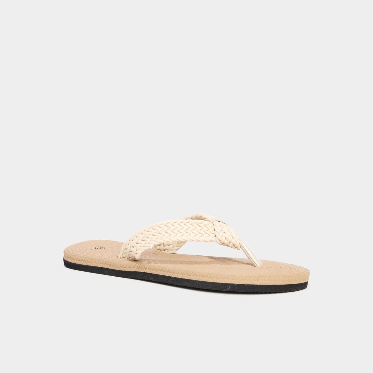 Tongs de plage détails tressés sable femme
