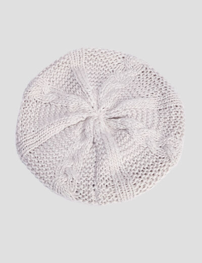 Béret tricoté avec torsades gris clair femme