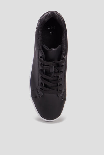 Baskets plates noir homme