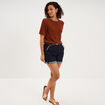 Short chino mom en jean ceintur&eacute; denim brut femme