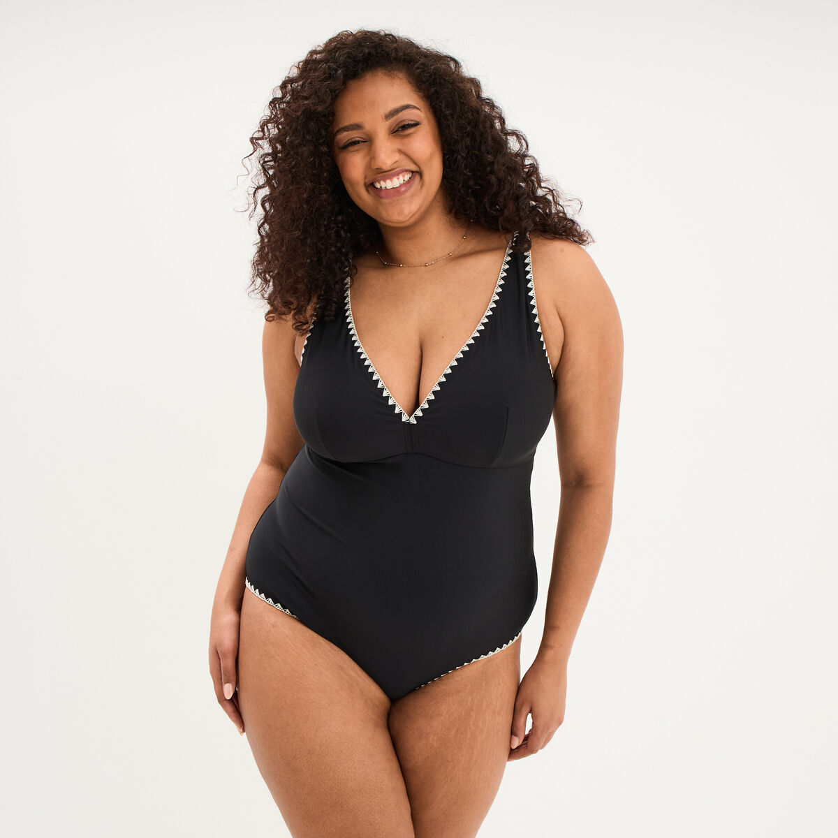 Maillot de bain foulard une pi&egrave;ce noir femme grande taille