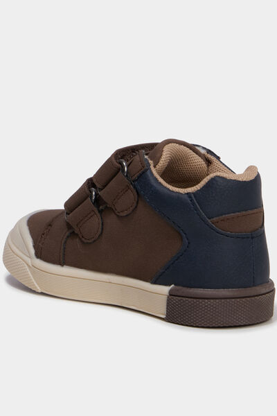 Baskets &agrave; scratchs bout rond Creeks marron b&eacute;b&eacute; gar&ccedil;on