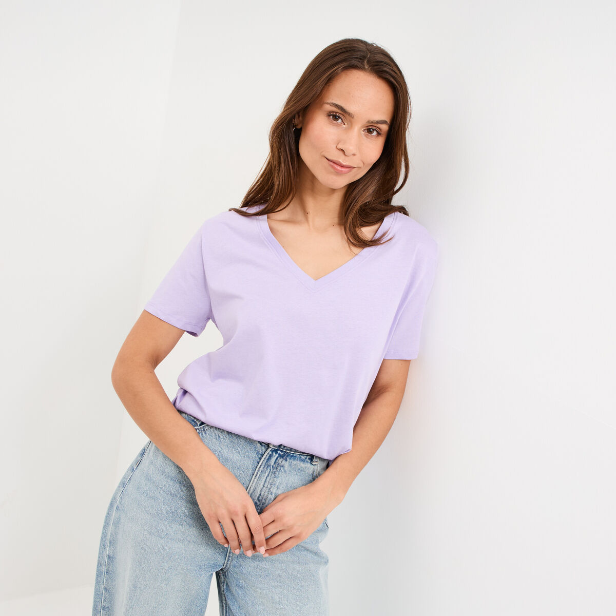T-shirt manches courtes col en V coton parme femme