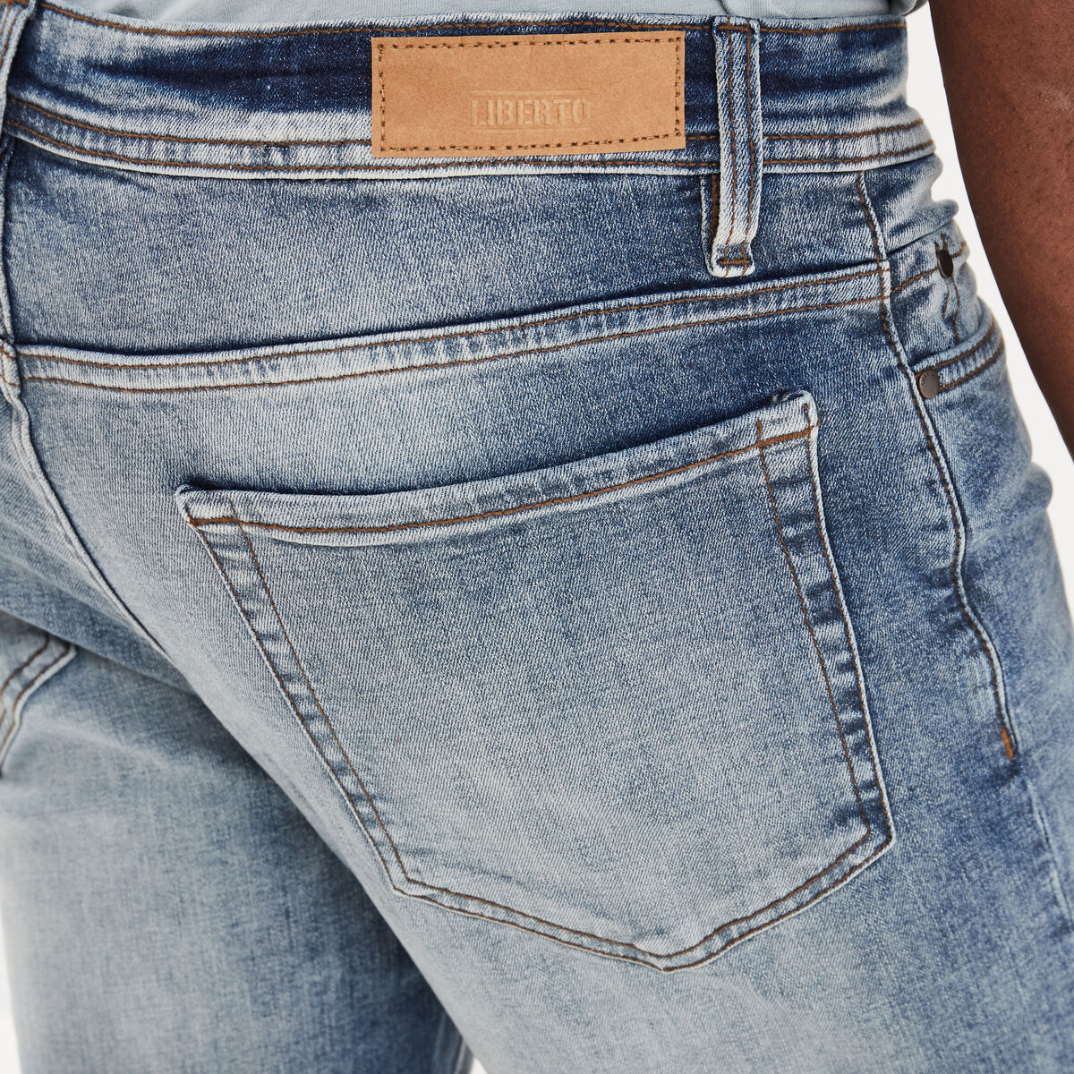 Jeans straight 5 poches Liberto denim bleach homme