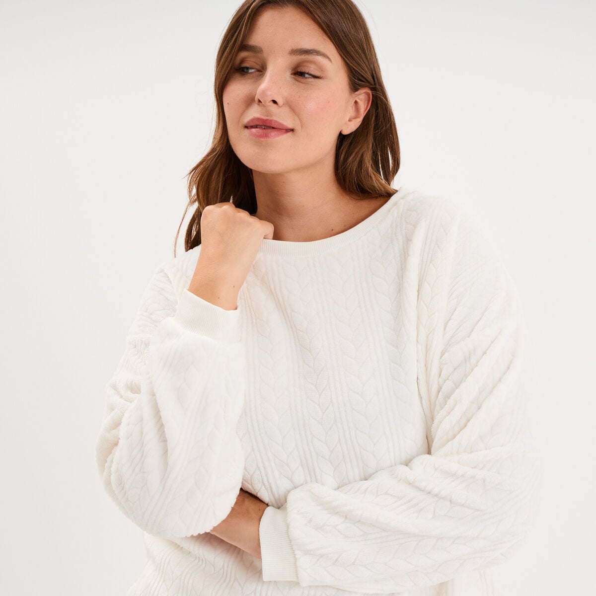 Sweat d&eacute;tails torsades manches longues blanc femme grande taille
