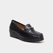 Mocassins confort pied large en cuir noir femme