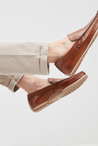 Mocassins en cuir marron homme