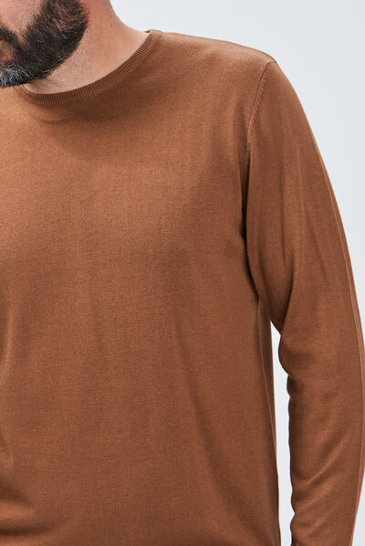 Pull droit col rond camel homme