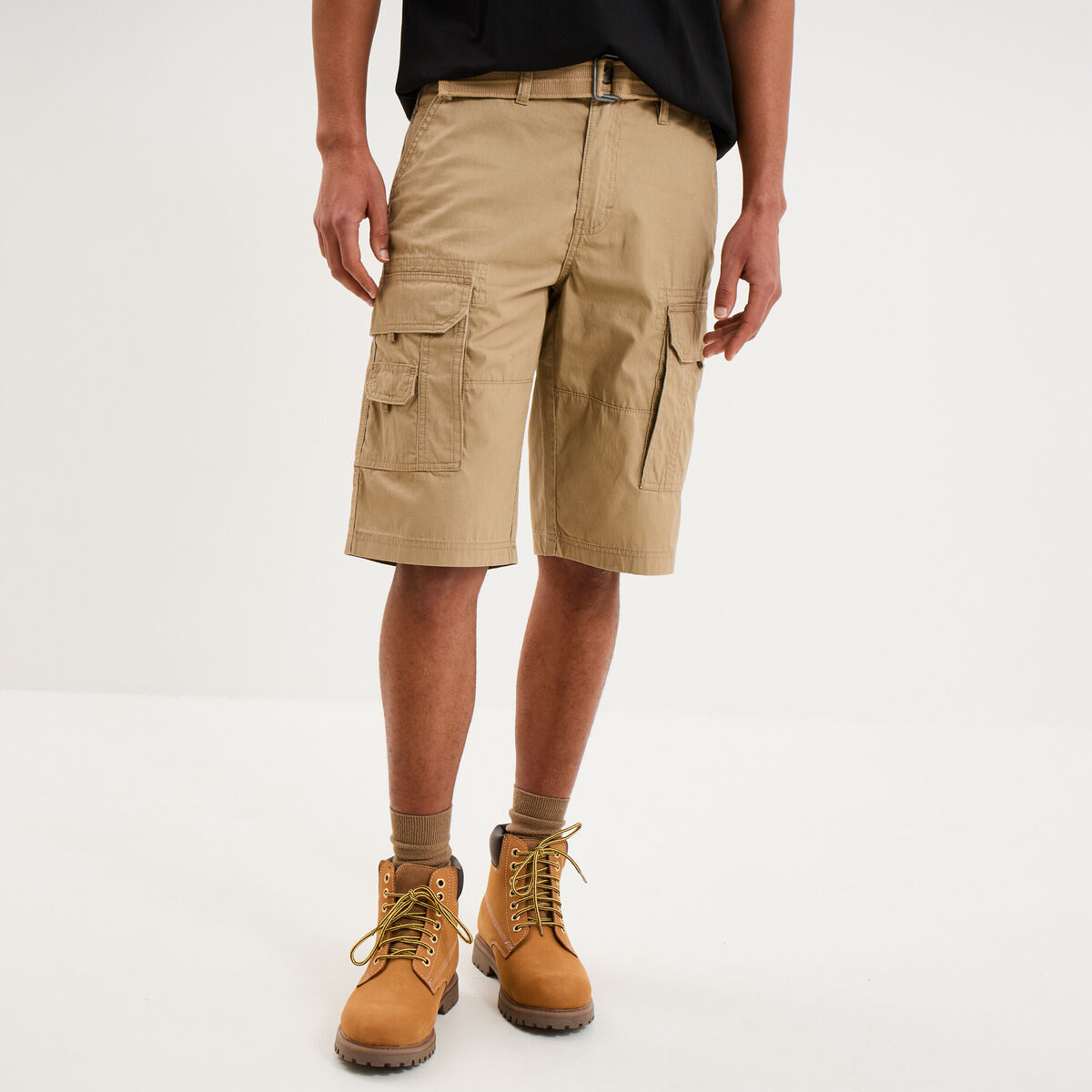 Bermuda cargo c&ocirc;tel&eacute; coton ceintur&eacute; beige homme