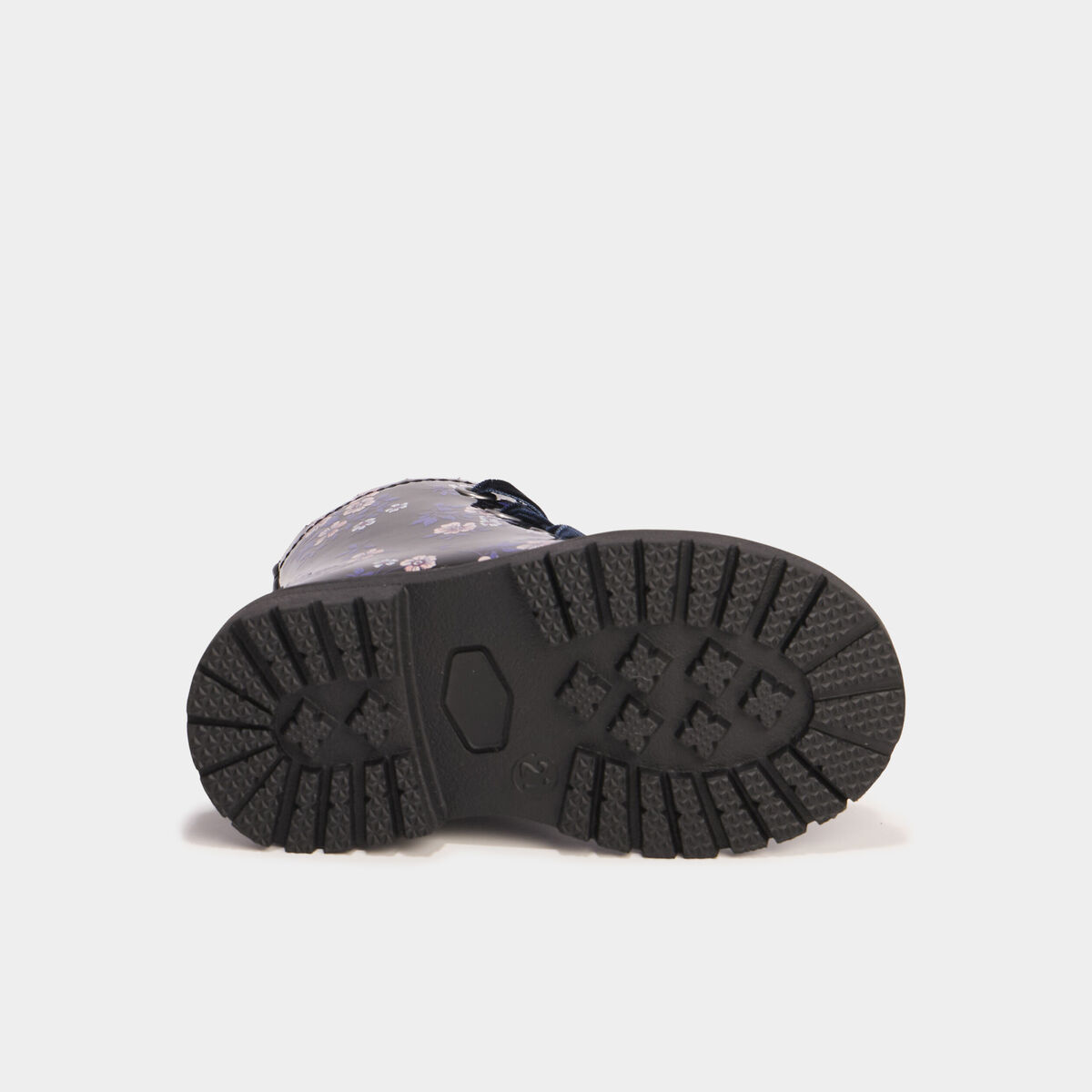 Boots crant&eacute;es &agrave; lacets noir b&eacute;b&eacute; fille