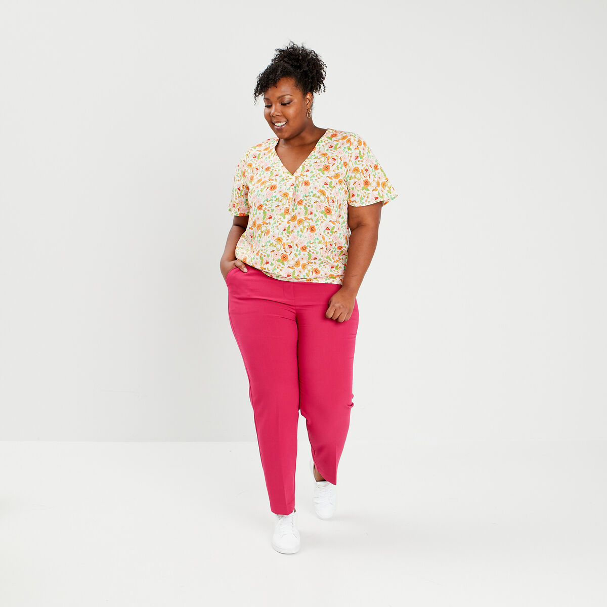 Pantalon tailleur carotte rose framboise femme grande taille