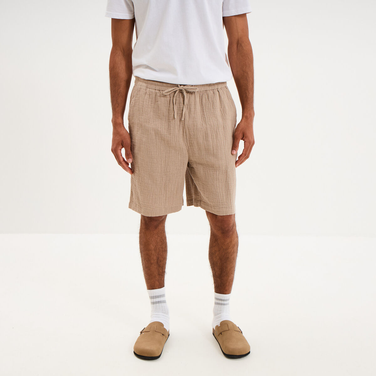 Short chino droit gaze de coton taupe homme