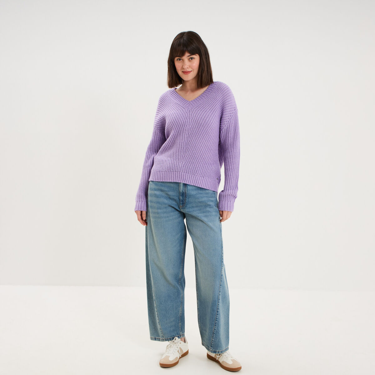 Pull col en V parme femme
