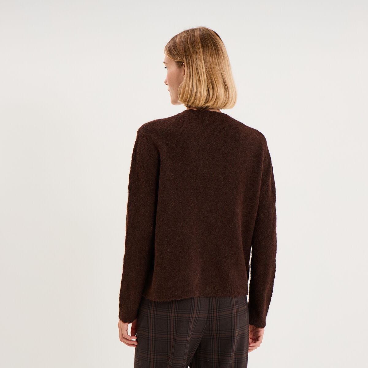Gilet cardigan ajour&eacute; manches longues marron fonc&eacute; femme
