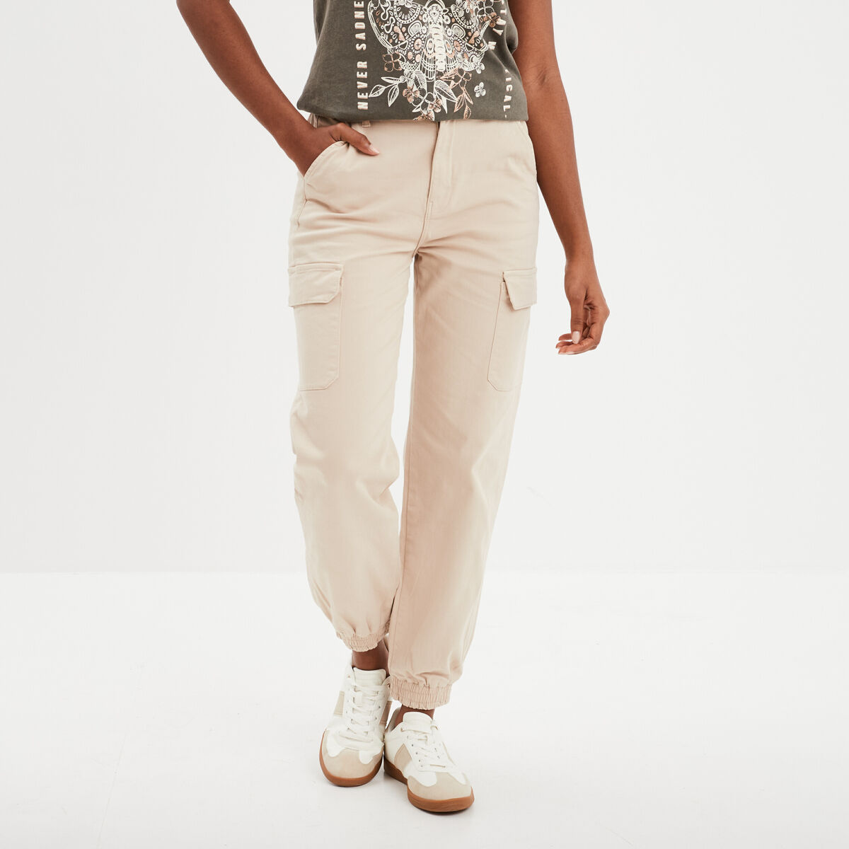 Pantalon cargo taille haute ajustable beige femme